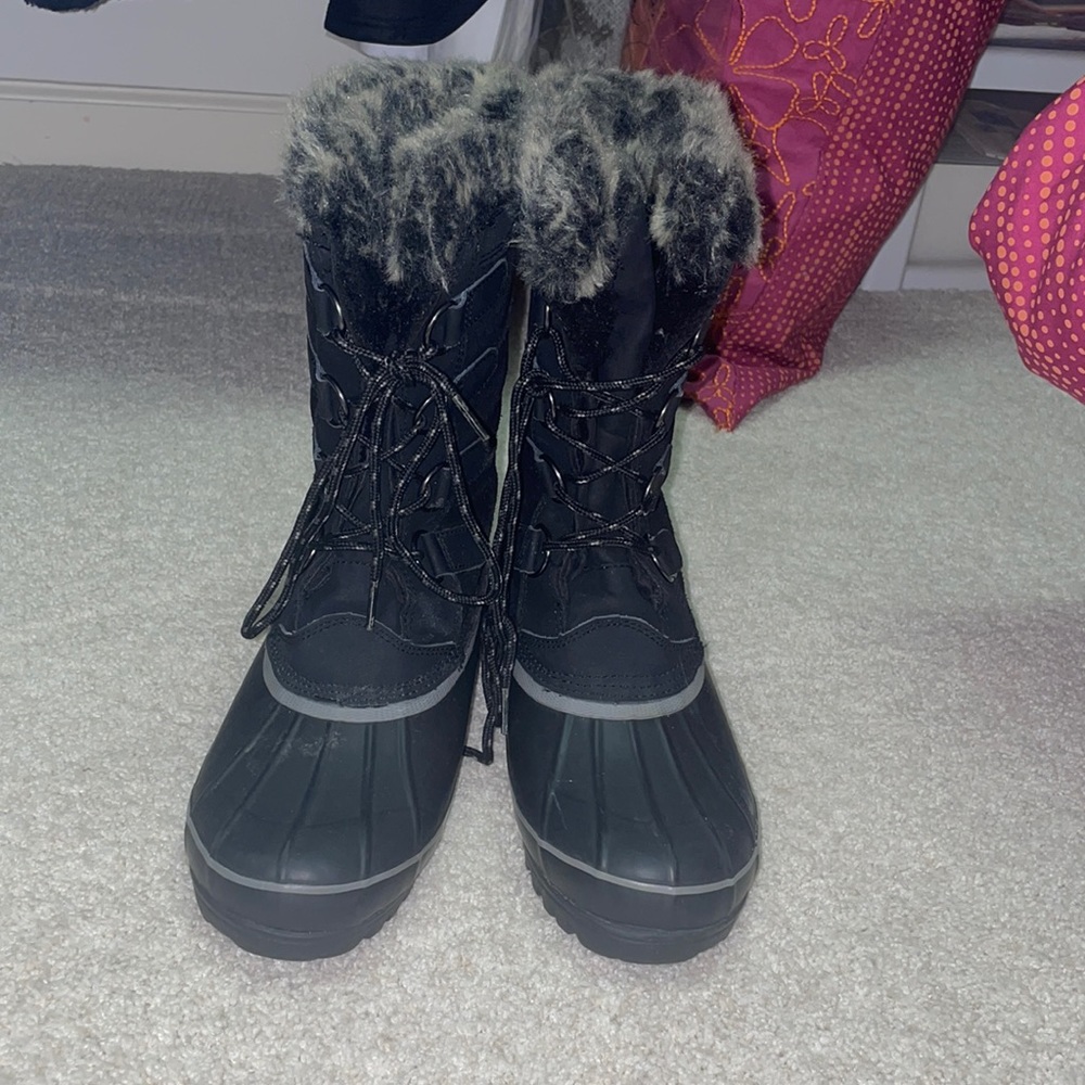 Women’s Khombu North Star Boots Size 9